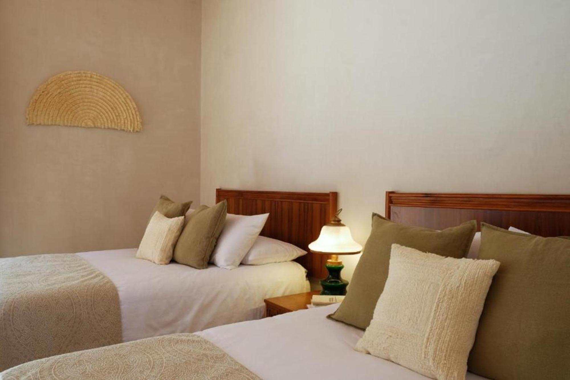 Hotel Hercules ケレタロ エクステリア 写真